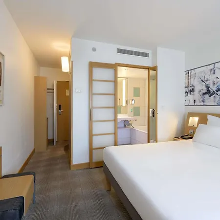 Novotel 4*