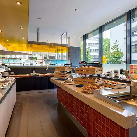 Novotel 4*